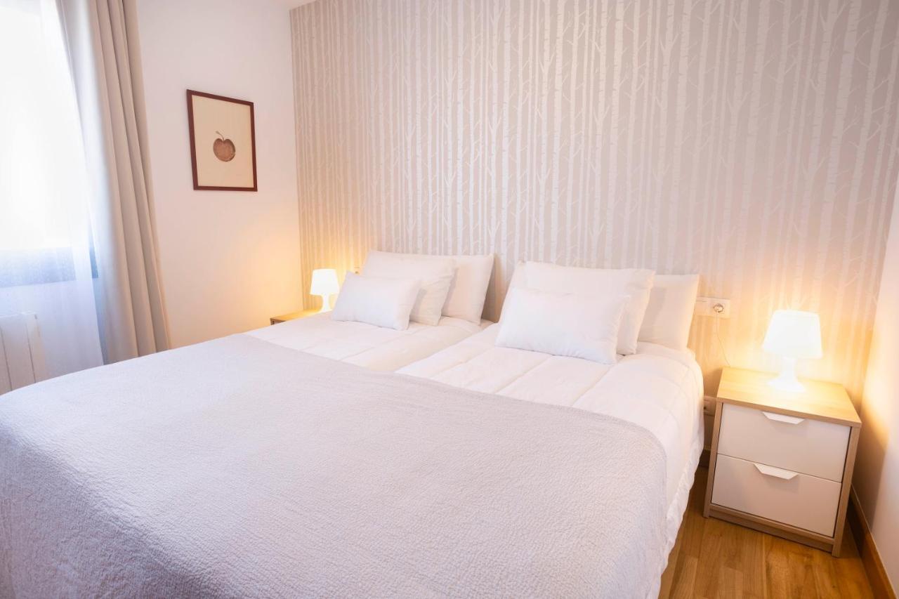 Apartamento A Laxe อิสลา เด อาโรซา ภายนอก รูปภาพ